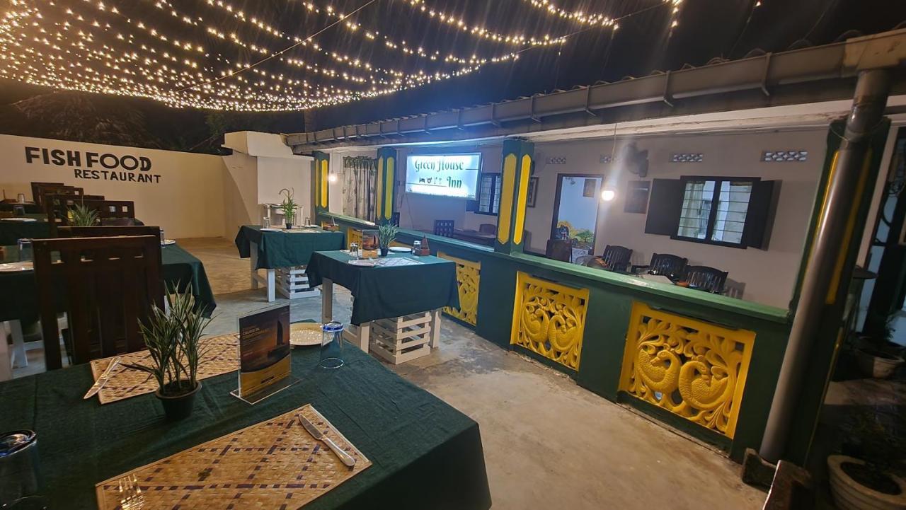 Green house inn Trincomalee Buitenkant foto