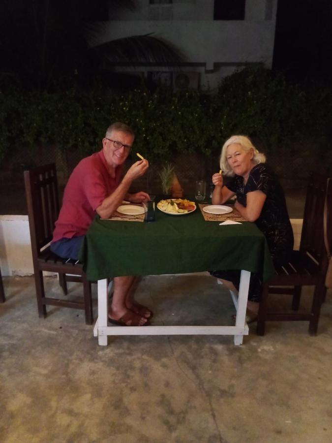 Green house inn Trincomalee Buitenkant foto
